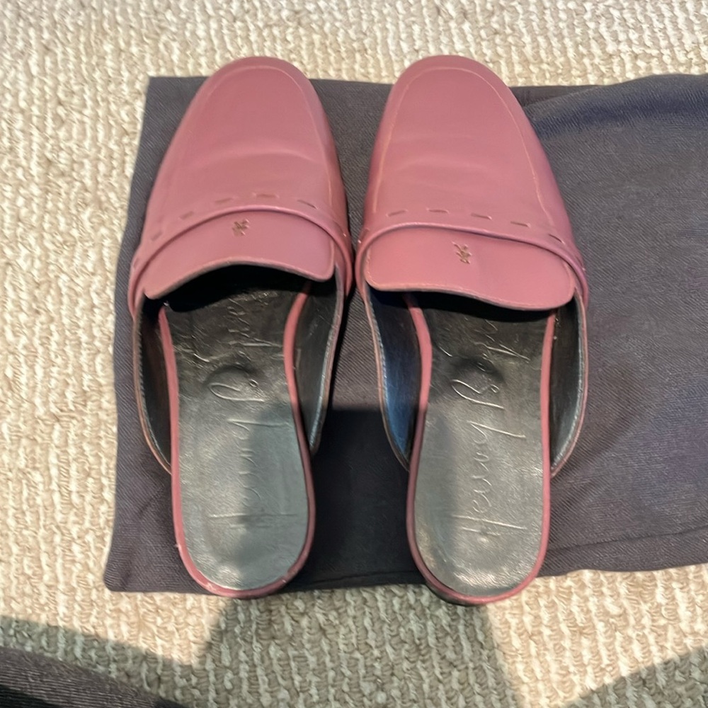 Size 36 Henry Beguelin loafer mules with one inch heel